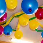 how do you make a round balloon garland