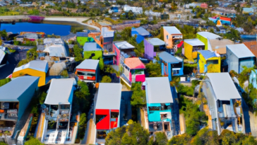 why are houses in australia on stilts